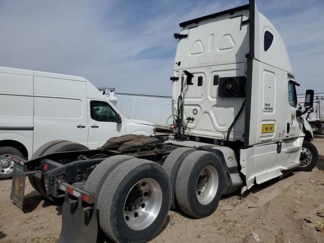 2016 Freightliner Cascadia 125