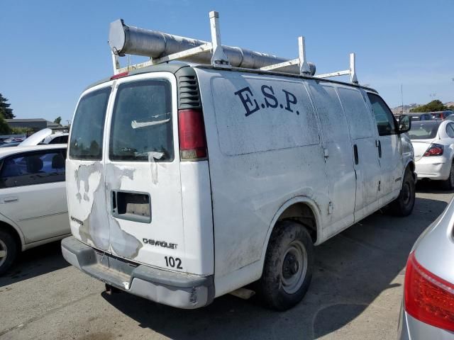 2002 Chevrolet Express G2500