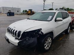 Carros salvage sin ofertas aún a la venta en subasta: 2015 Jeep Cherokee Latitude