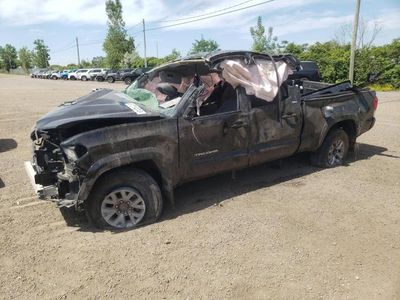 Salvage cars for sale from Copart Montreal Est, QC: 2017 Toyota Tacoma Double Cab