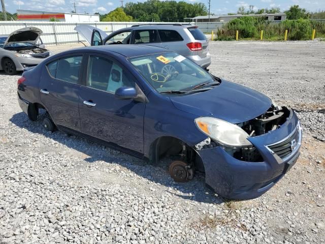 2013 Nissan Versa S