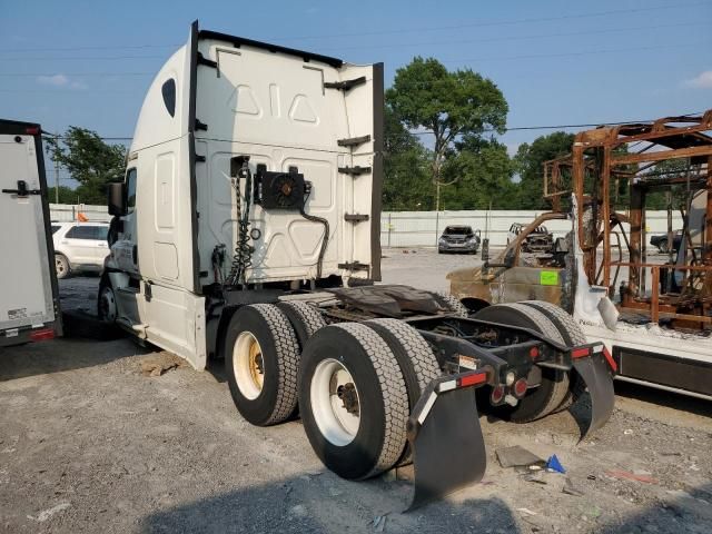 2017 Freightliner Cascadia 125