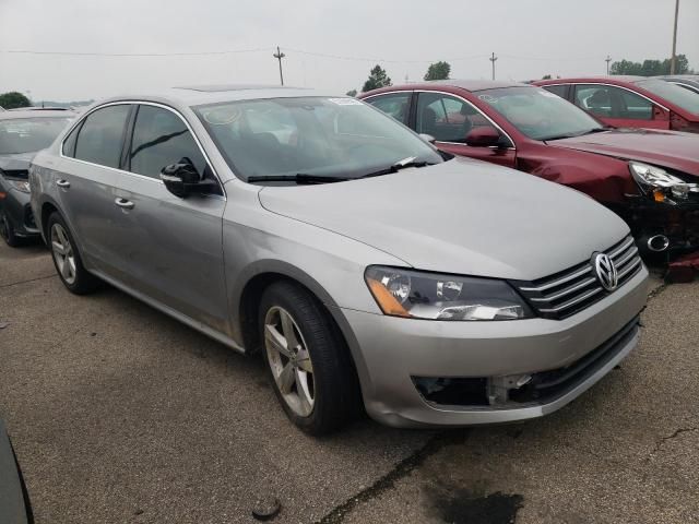 2013 Volkswagen Passat SE