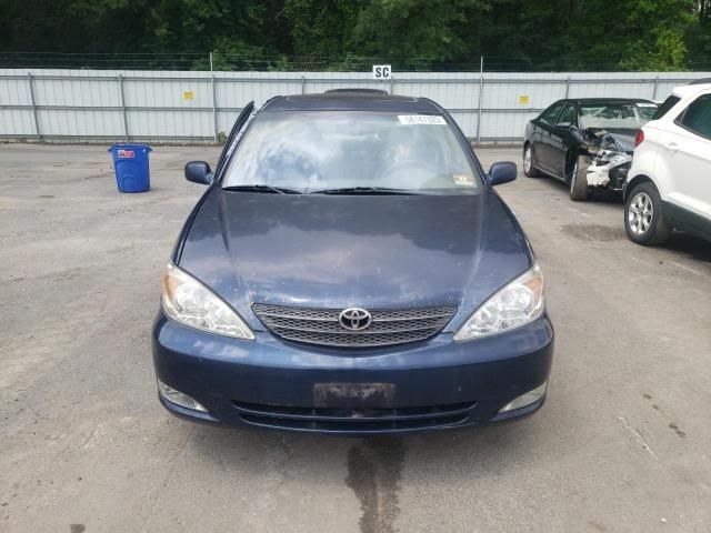 2004 Toyota Camry LE