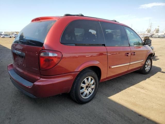 2005 Chrysler Town & Country Touring