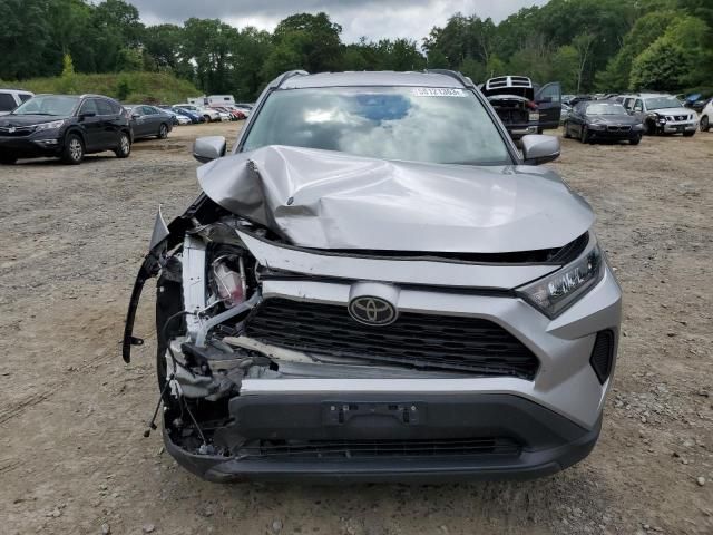 2019 Toyota Rav4 LE