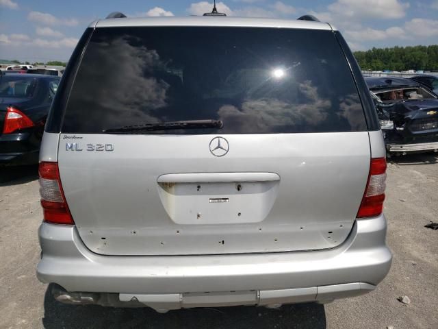 2002 Mercedes-Benz ML 320