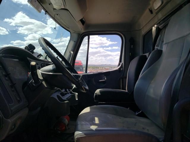 2015 Freightliner M2 106 Medium Duty