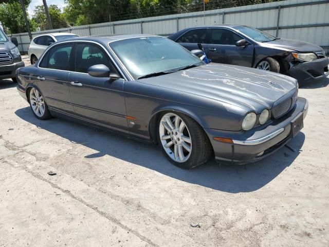 2004 Jaguar XJR S