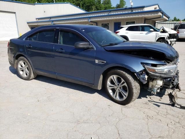 2018 Ford Taurus SE