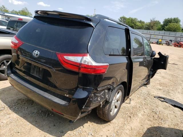 2015 Toyota Sienna LE