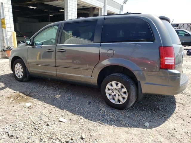 2010 Chrysler Town & Country LX