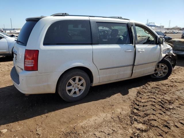 2010 Chrysler Town & Country Touring