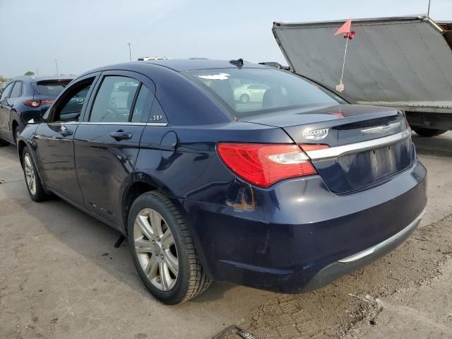 2013 Chrysler 200 LX