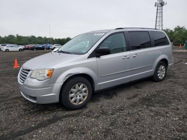 2010 Chrysler Town & Country LX