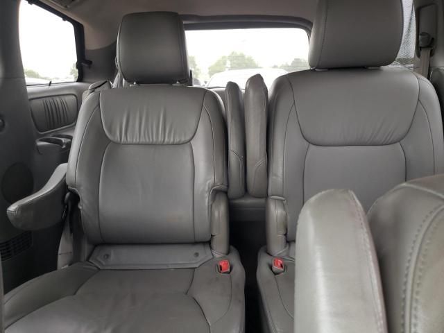 2009 Toyota Sienna XLE