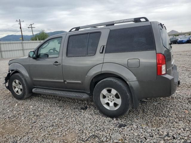 2006 Nissan Pathfinder LE