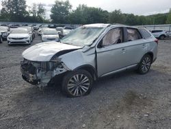 Salvage cars for sale from Copart Grantville, PA: 2020 Mitsubishi Outlander SE