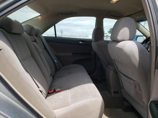 2005 Toyota Camry LE