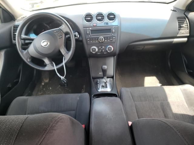 2010 Nissan Altima Base