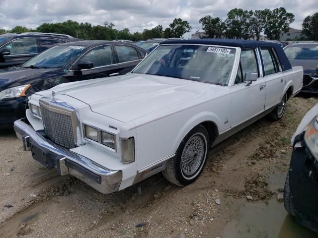 1987 Lincoln Town Car Signature