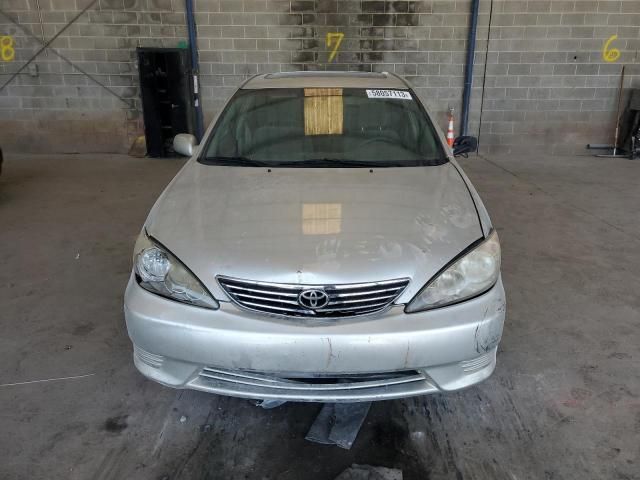 2005 Toyota Camry LE