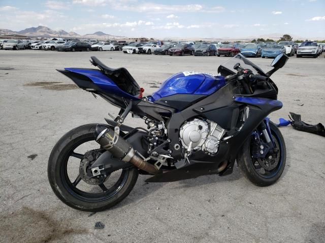 2016 Yamaha YZFR1S