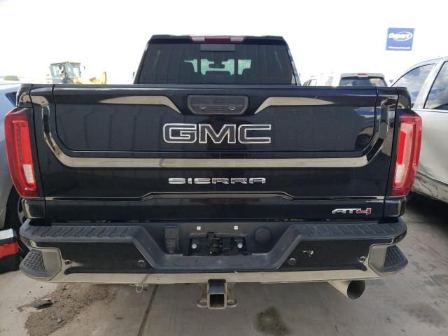 2022 GMC Sierra K2500 AT4