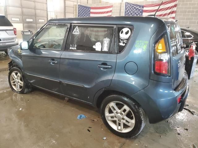 2011 KIA Soul +