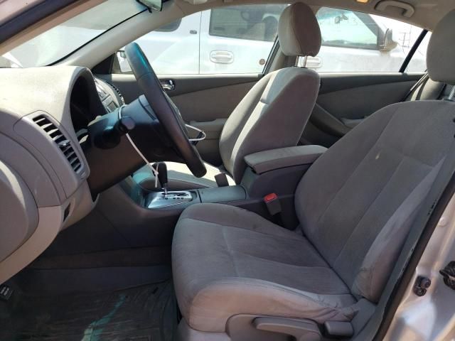 2010 Nissan Altima Base