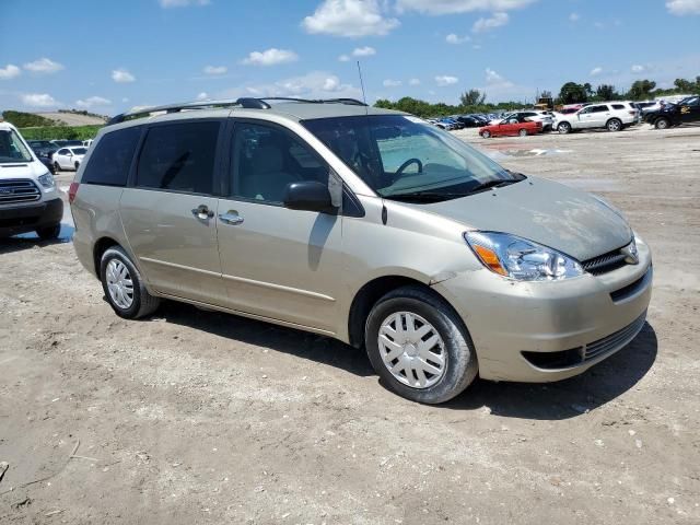 2005 Toyota Sienna CE