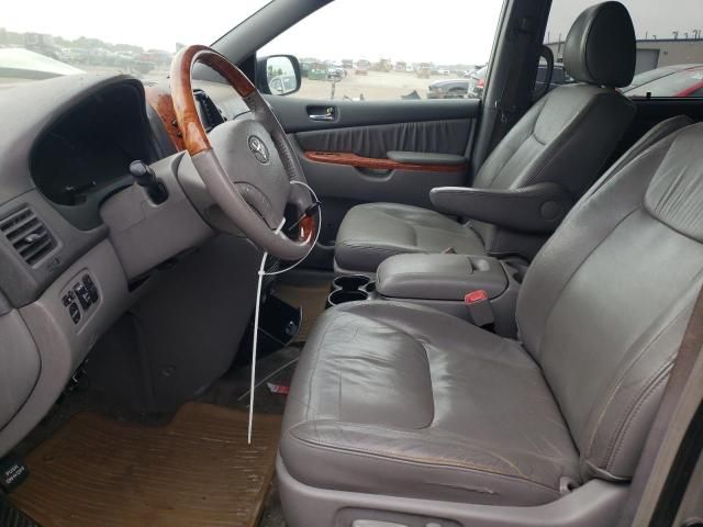 2009 Toyota Sienna XLE