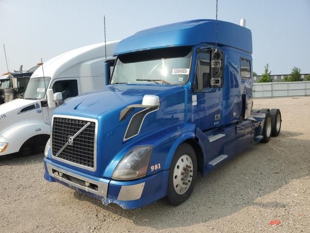 2010 Volvo VN VNL