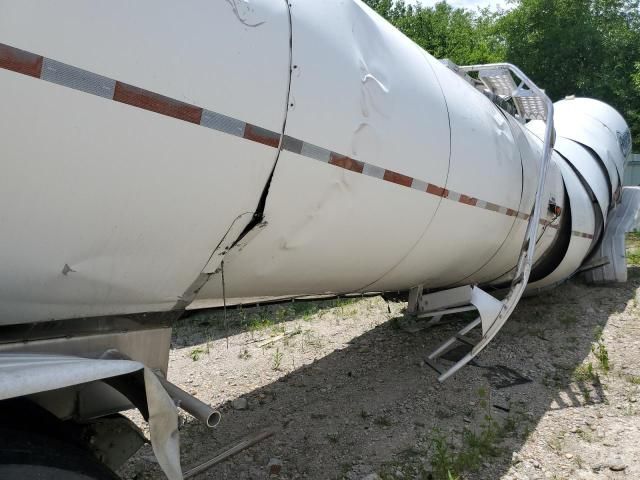 2004 Polaris Tanker