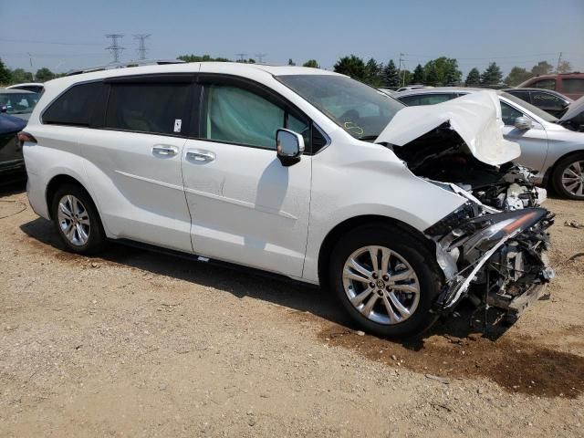 2023 Toyota Sienna Limited