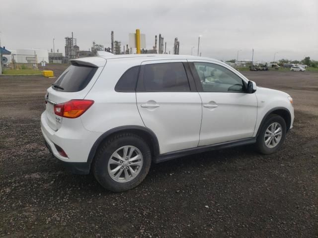 2019 Mitsubishi RVR SE