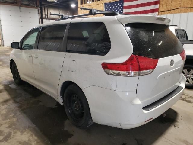 2014 Toyota Sienna LE