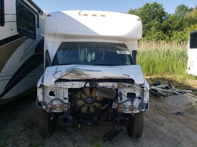 2017 Ford Econoline E450 Super Duty Cutaway Van