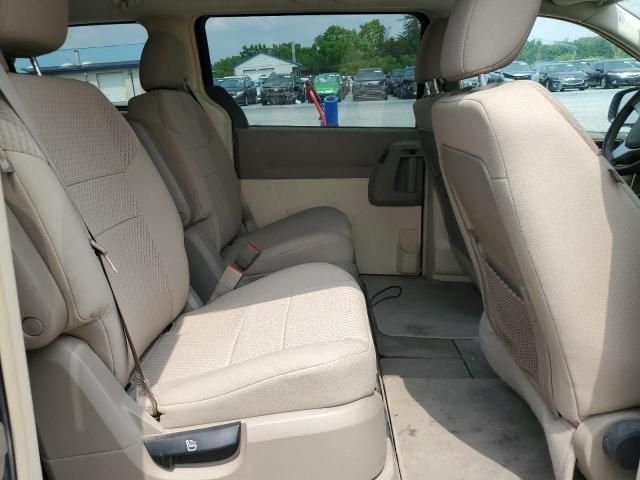 2009 Chrysler Town & Country LX