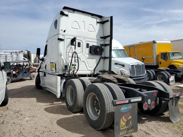 2016 Freightliner Cascadia 125