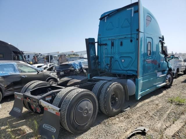 2022 Freightliner Cascadia 126