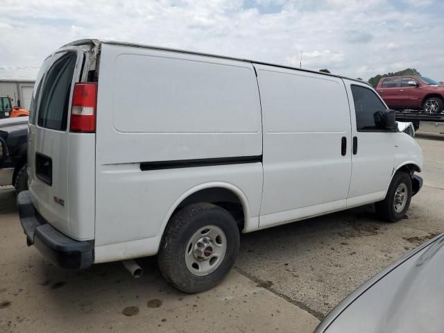 2016 GMC Savana G2500