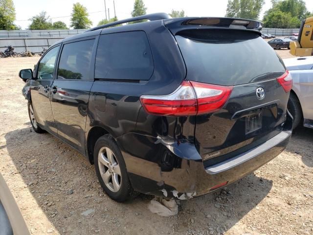 2015 Toyota Sienna LE