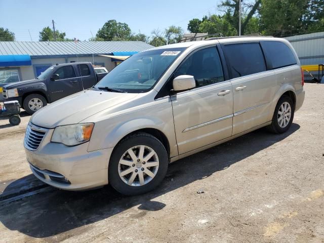 2013 Chrysler Town & Country Touring