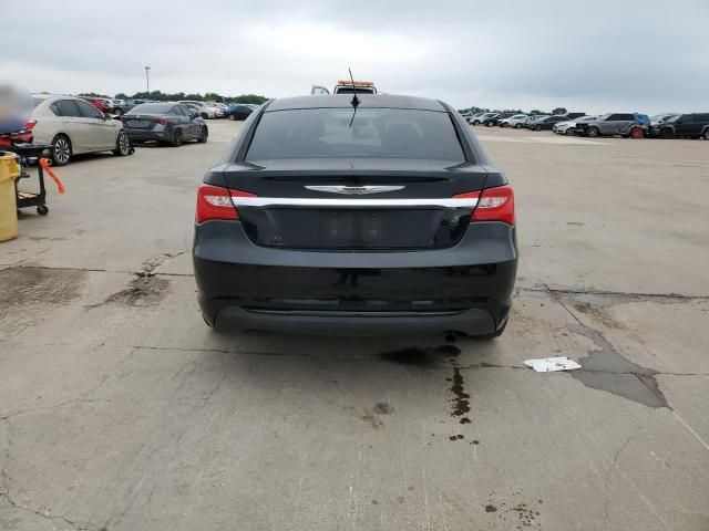 2013 Chrysler 200 Touring