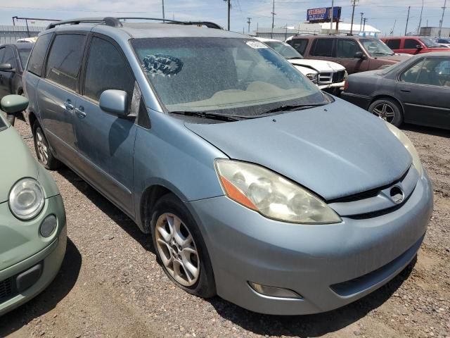 2006 Toyota Sienna XLE