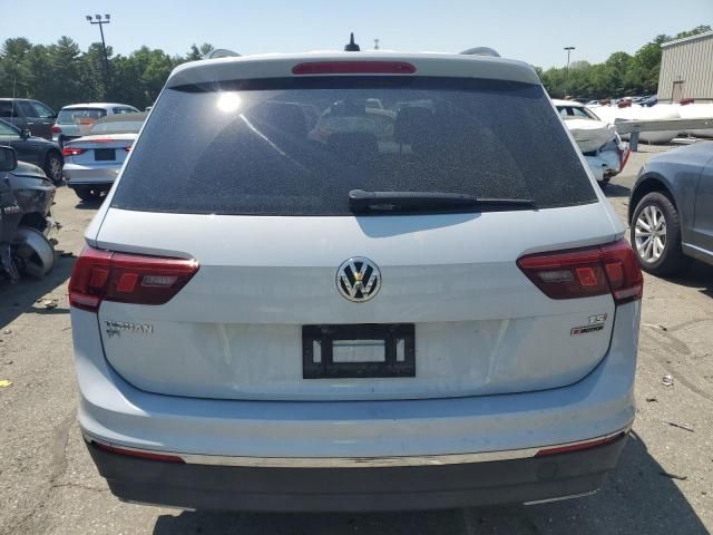 2018 Volkswagen Tiguan SE