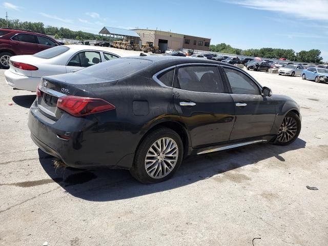 2016 Infiniti Q70 3.7