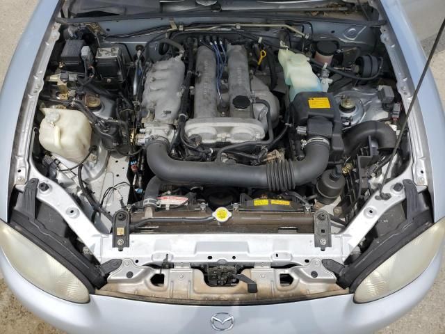 2000 Mazda MX-5 Miata Base