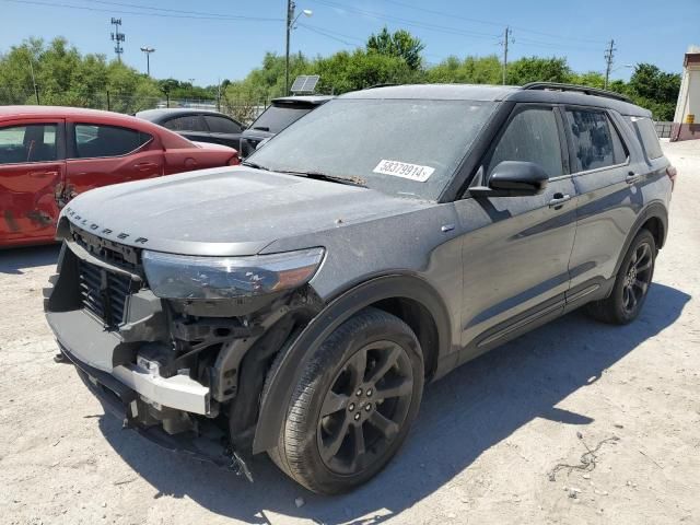 2022 Ford Explorer ST-Line